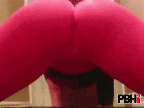 Twerk GIFs: 47 Of The Sexiest Butt Shaking GIFs You'll ...