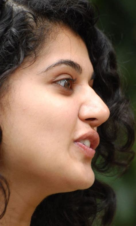 Taapsee Cute face Close Up Stills gallery | Bollywood ...