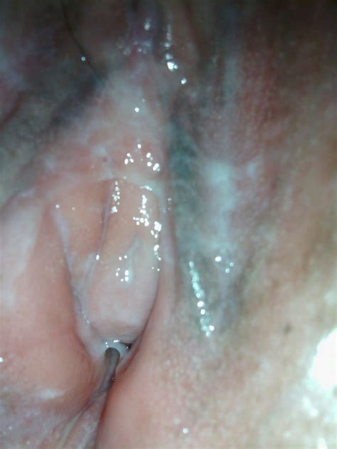 Mature wifes tight and willing pussy close up photos