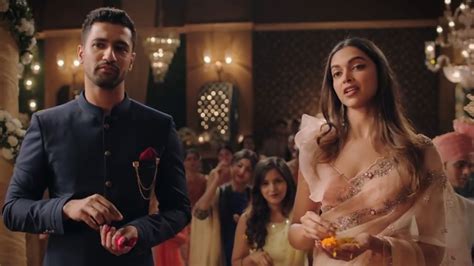 Deepika Padukone AD Goibibo Vicky Kaushal TVC - YouTube