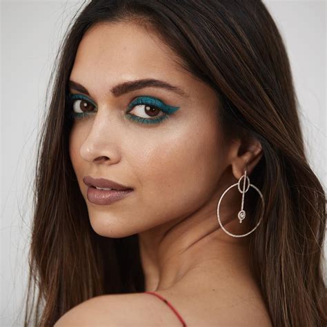 Deepika Padukone in Loreal Infallible Eye Paint in ...