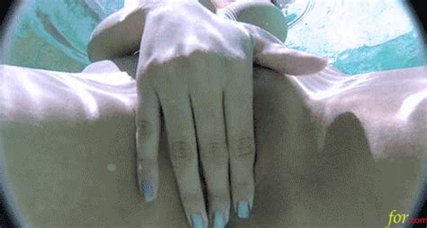Underwater masturbation gif... - Porn Gif