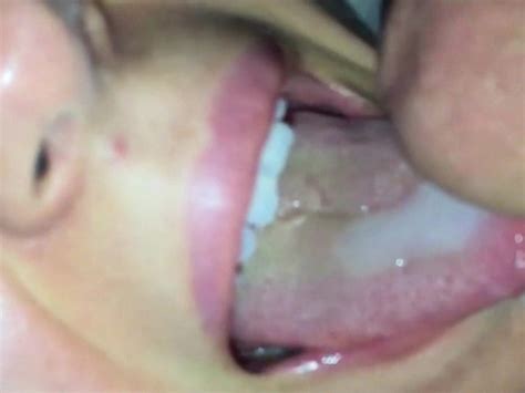Closeup Hd Cumming on Her Tongue - Video Porno Gratis ... Closeup Hd Cumming on Her Tongue Video Porno Gratis