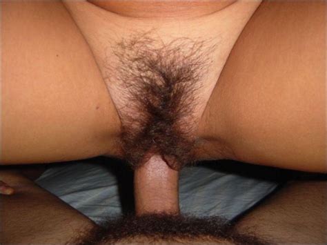 CLose-up hairy pussy fuck shot