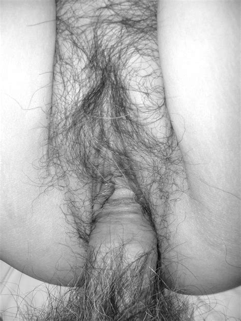 Hairy close up penetration