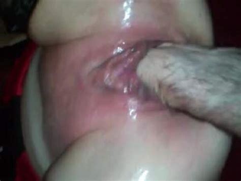 Amateur mature brutal fisting pussy with giant labia ...