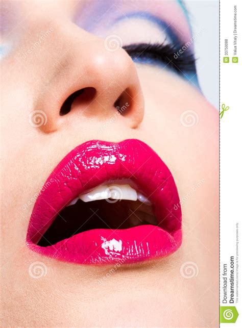 Beautiful Red Lips Royalty Free Stock Photos - Image: 33750088