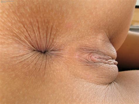 Lactating nipple close up - Justimg.com