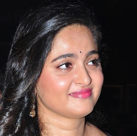 Tollywood Actress Anushka Shetty Top 10 Spicy Chubby Face ...