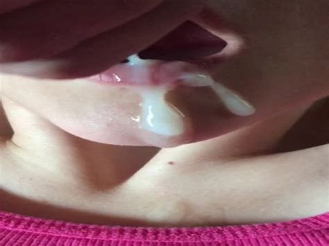 Amys closeup mouth filled with cum at HomeMoviesTube.com