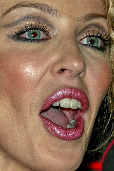Kylie Minogue close up photo | Celebrities in 2019 | Close ...